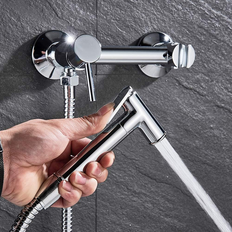 ست شیر توالت مدل سرد و گرم به همراه شاتاف و شلنگ استیل 304 با پاشش نیرومند برای نظافت اسان برند هوادیائو